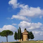 Il Glicine 3* Montefollonico