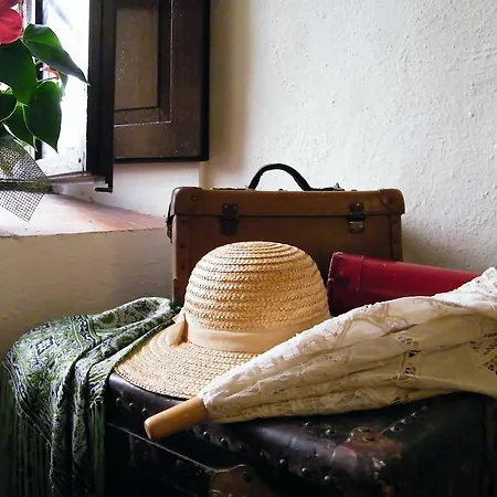 Bed & Breakfast Il Glicine Montefollonico